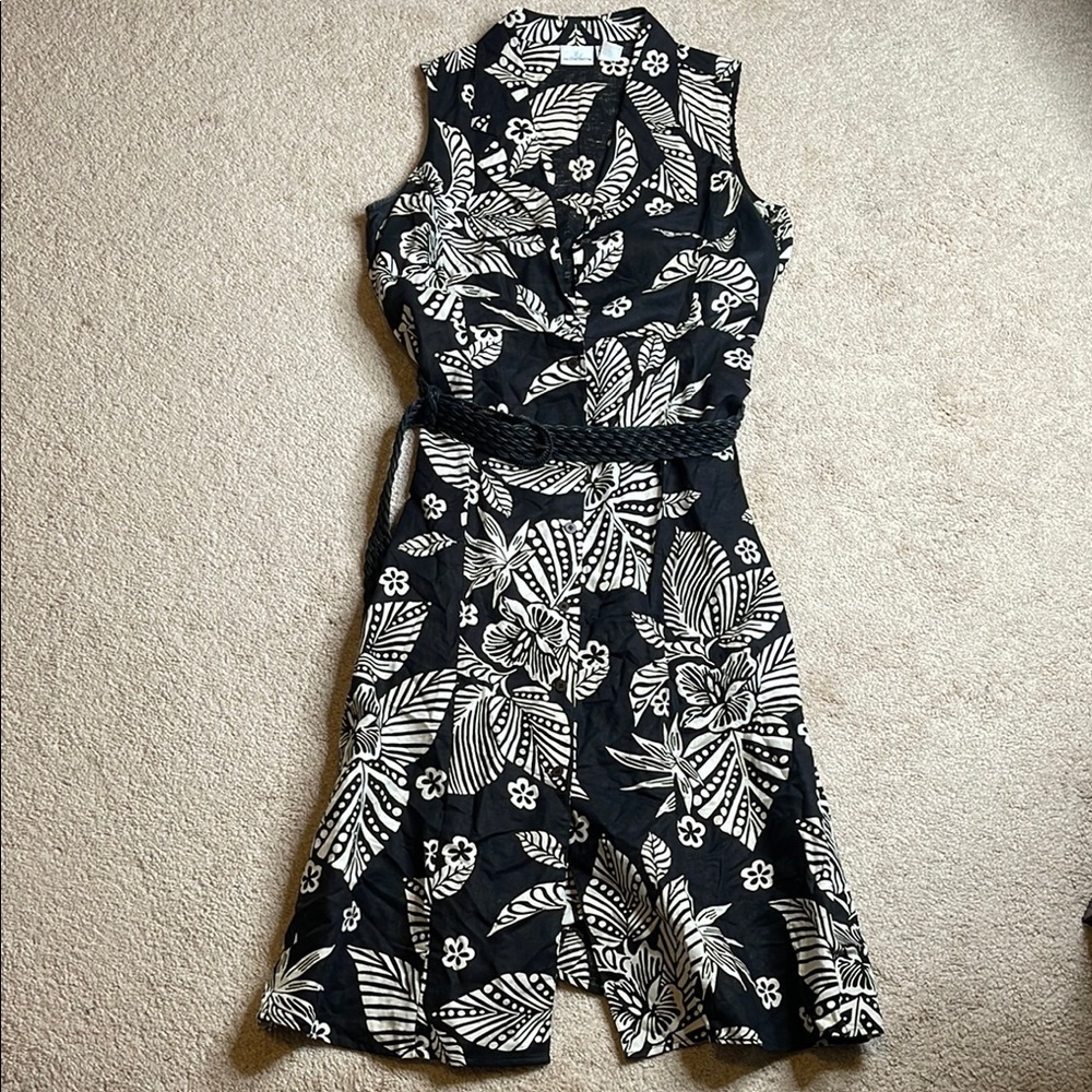 VINTAGE Jaclyn Smith Black and White Mock Neck Sleeveless Mini Dress